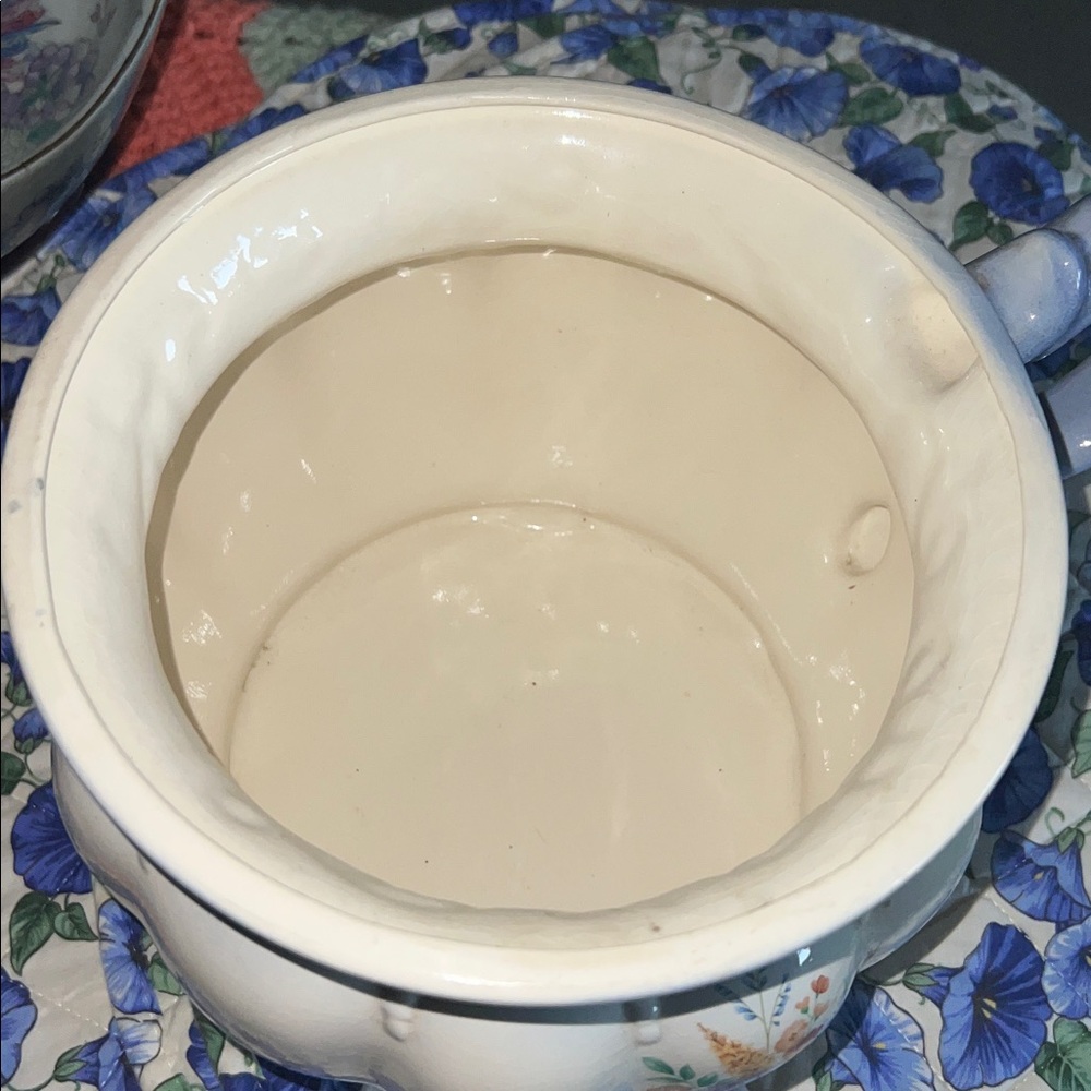 Ironstone England Chamber Pot 1890 Antique - Picture 6 of 13